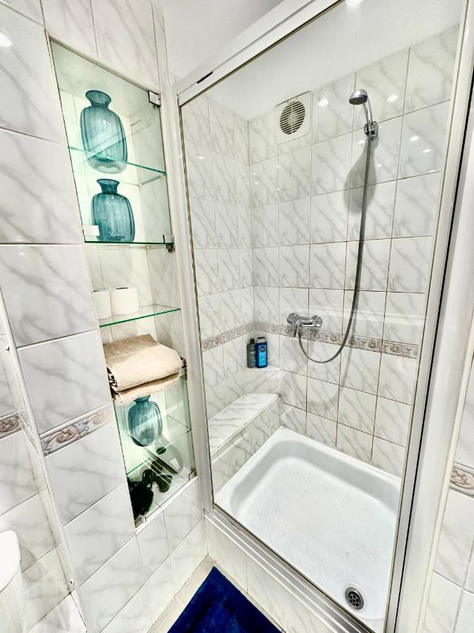 Super Apartament White Warszawa 2X Metro Scisle Centrum Wifi 300 Mbs New Extérieur photo