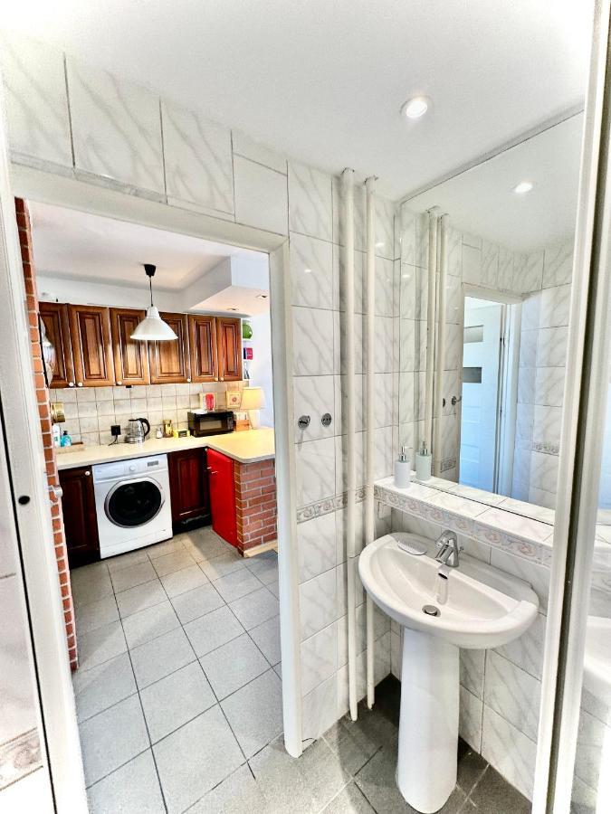 Super Apartament White Warszawa 2X Metro Scisle Centrum Wifi 300 Mbs New Extérieur photo